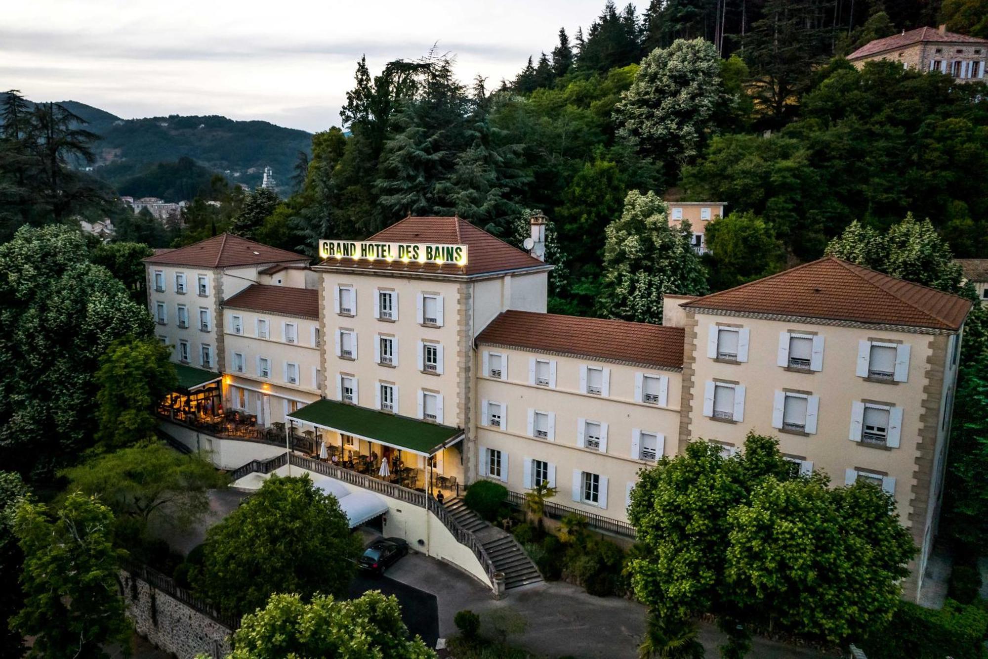 Grand Hotel Des Bains Vals-les-Bains Exteriér fotografie